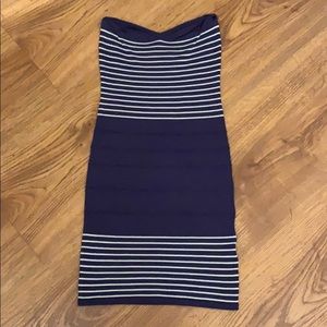NWOT bebe Strapless dress